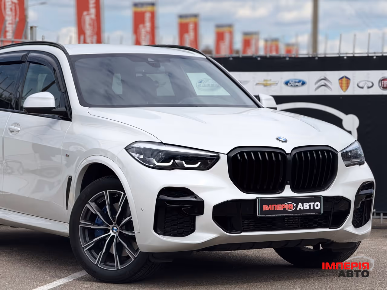 BMW X5 - фото 4