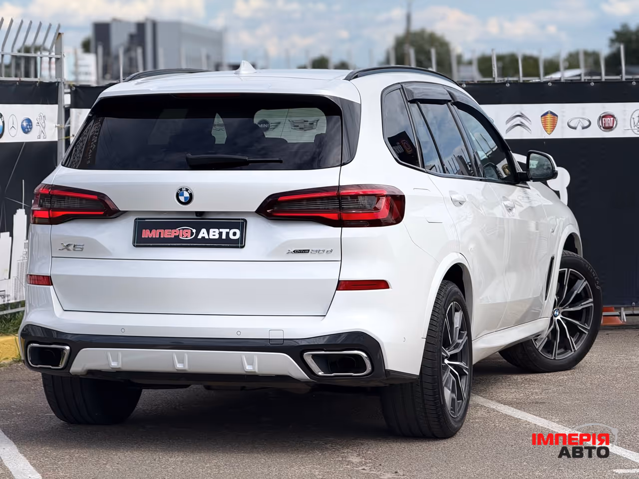 BMW X5 - фото 14