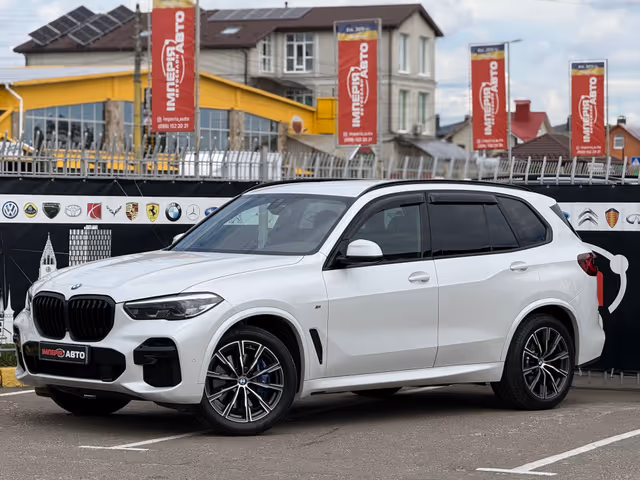 BMW X5 - фото 1