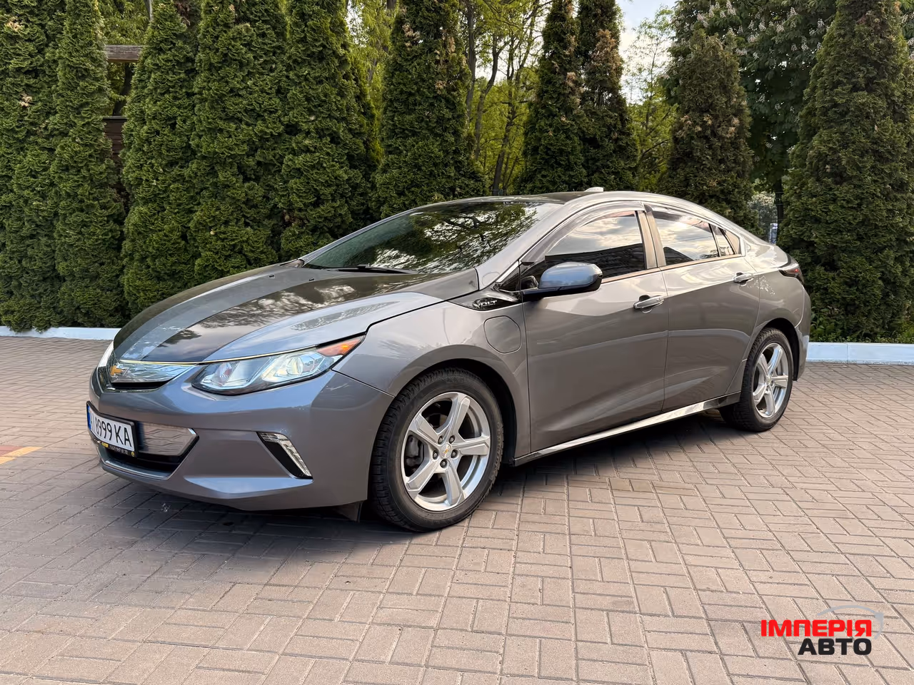 Chevrolet Volt - фото 1