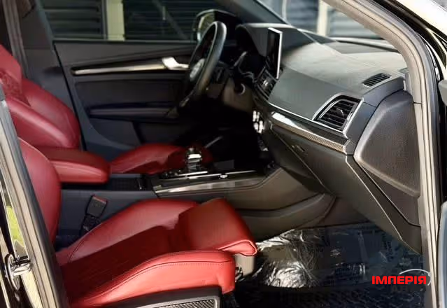 Audi SQ5 - фото 7
