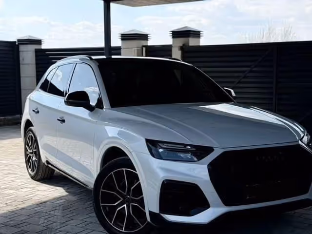 Audi SQ5 - фото 3