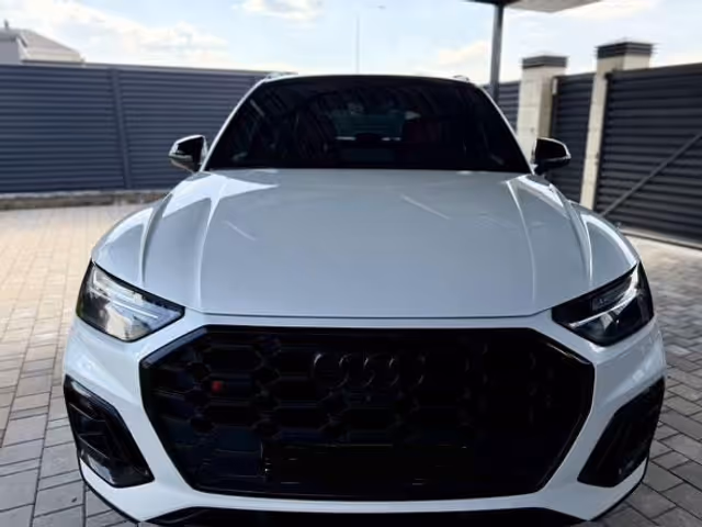Audi SQ5 - фото 2