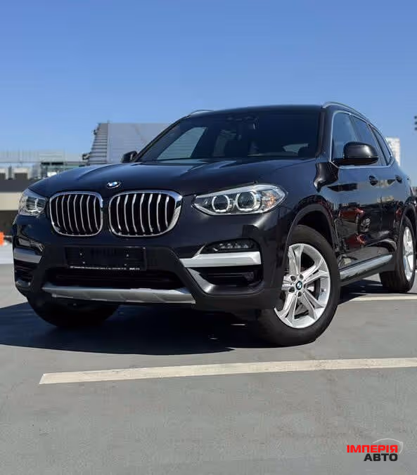 BMW X3 - фото 1