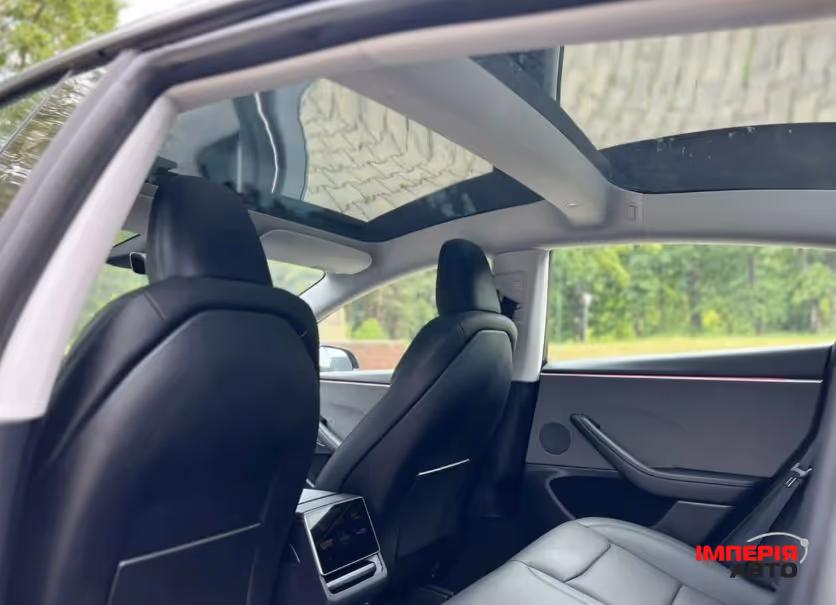 Tesla Model 3 - фото 6