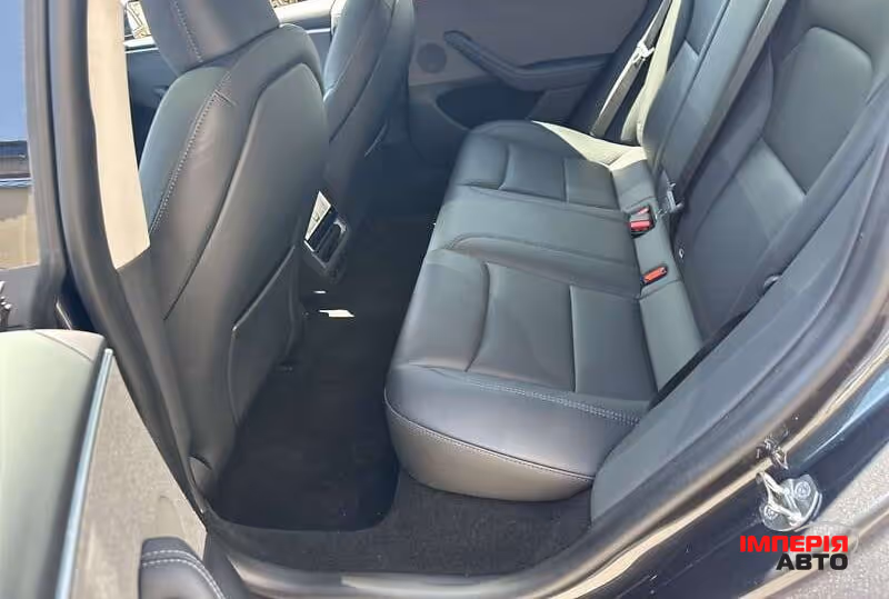 Tesla Model 3 - фото 9