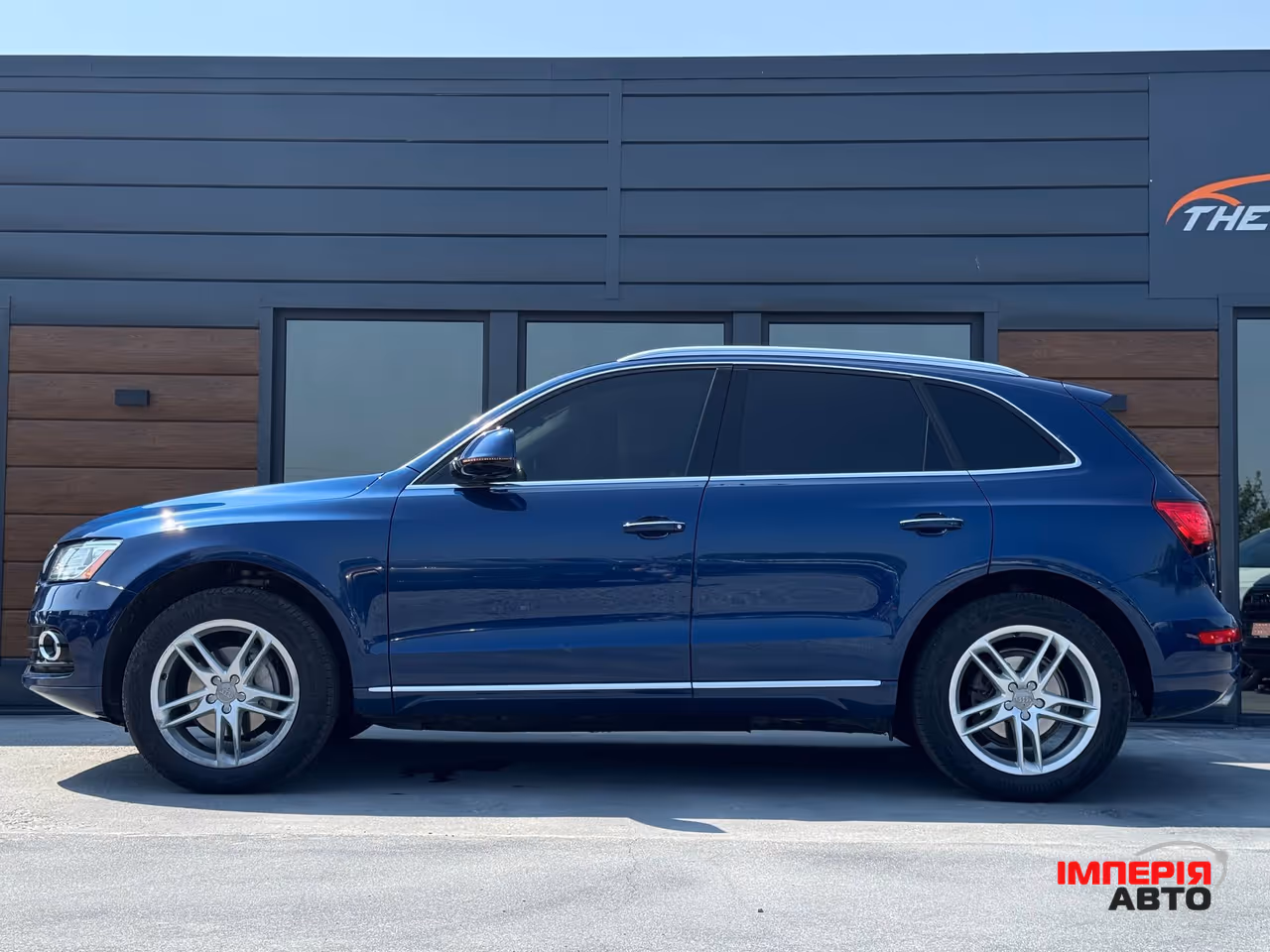 Audi Q5 - фото 16