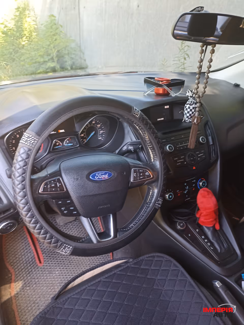 Ford Focus - фото 5