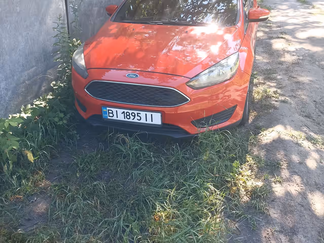 Ford Focus - фото 2