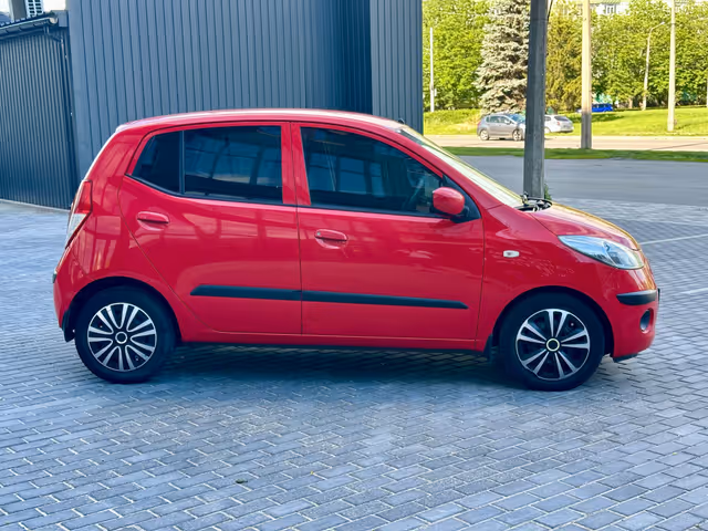 Hyundai i10 - фото 4