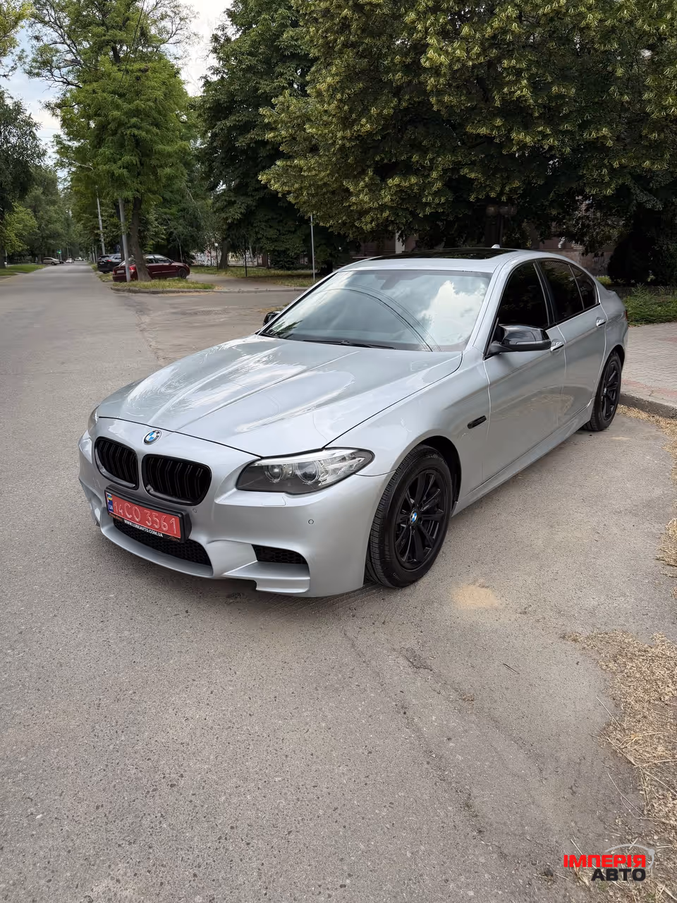 BMW 5 серії - фото 1