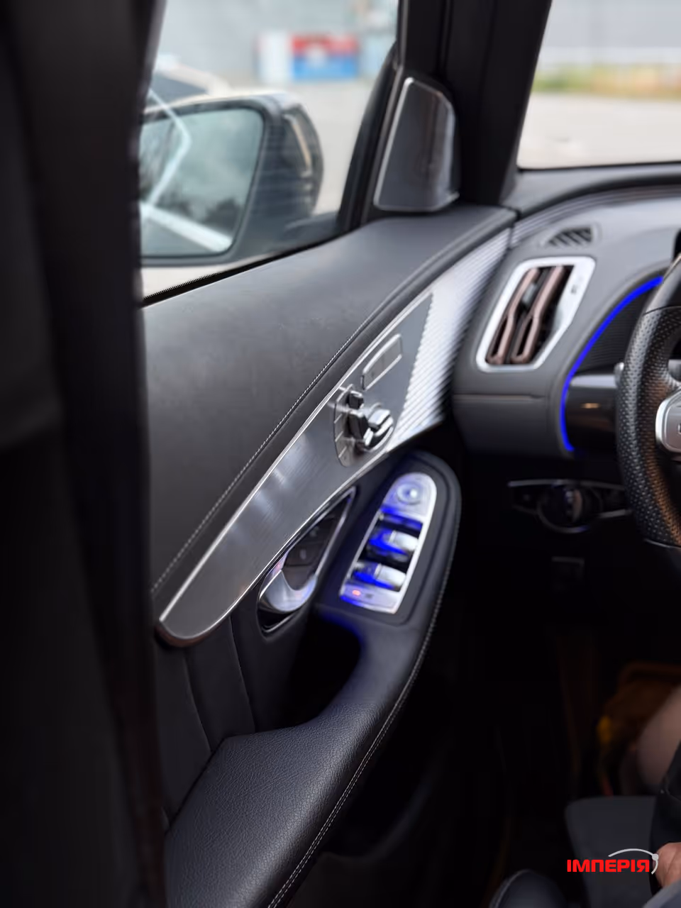 Mercedes-Benz EQC - фото 44