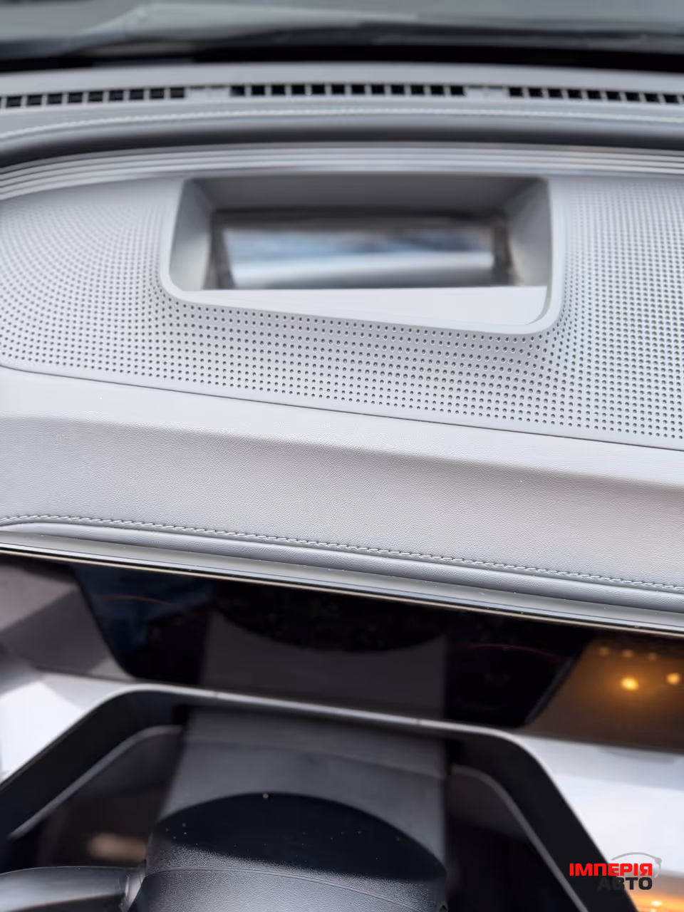 Mercedes-Benz EQC - фото 23