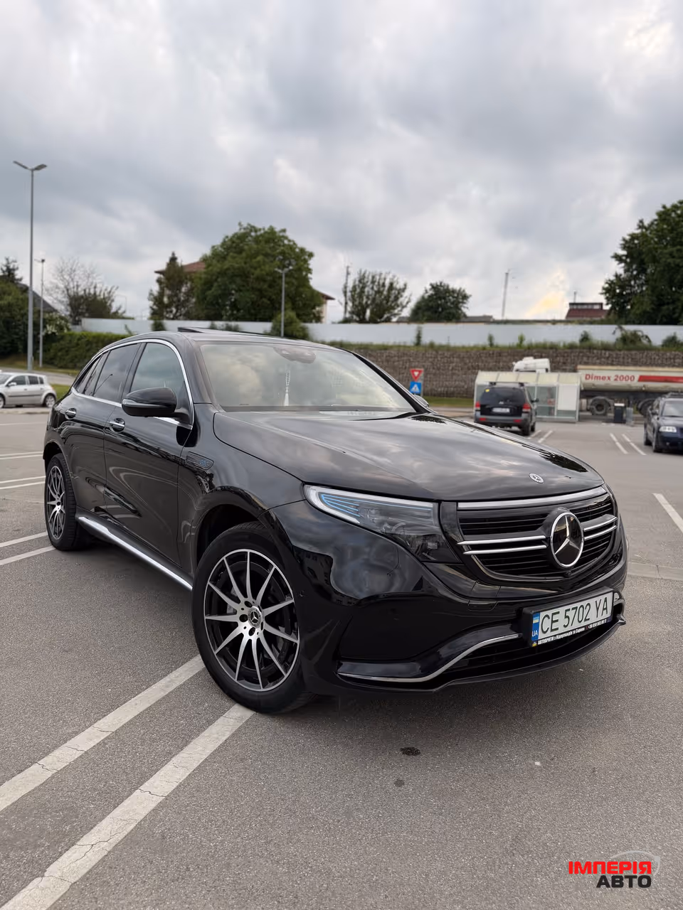 Mercedes-Benz EQC - фото 15