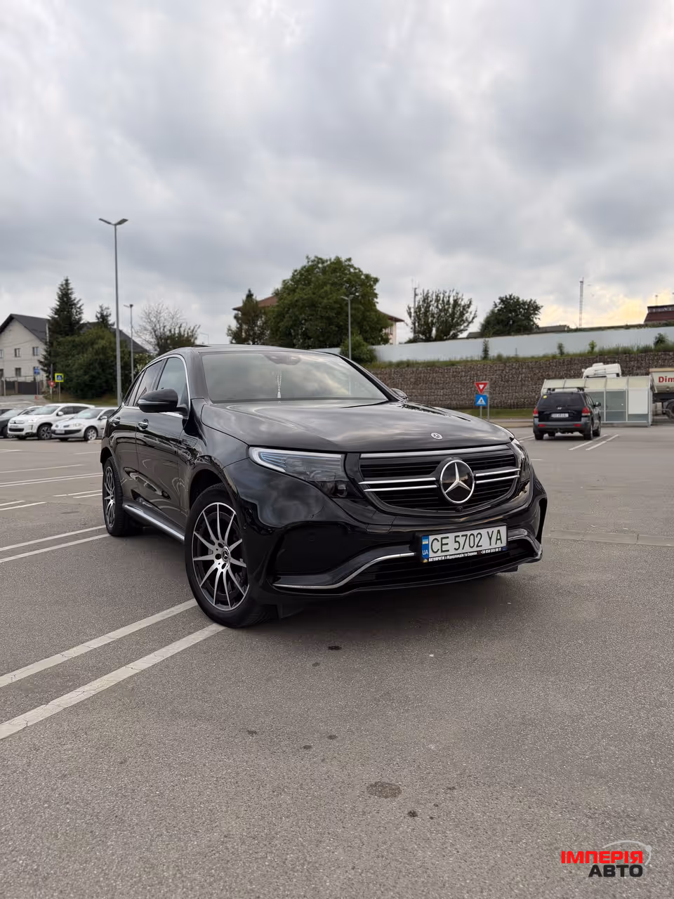 Mercedes-Benz EQC - фото 2