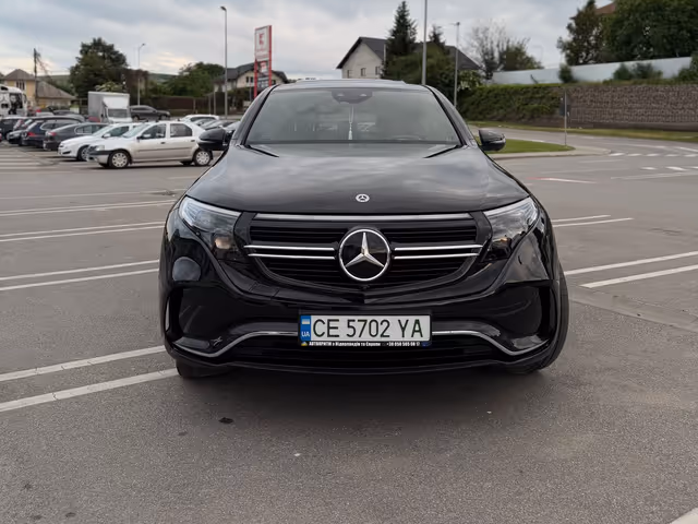 Mercedes-Benz EQC - фото 3