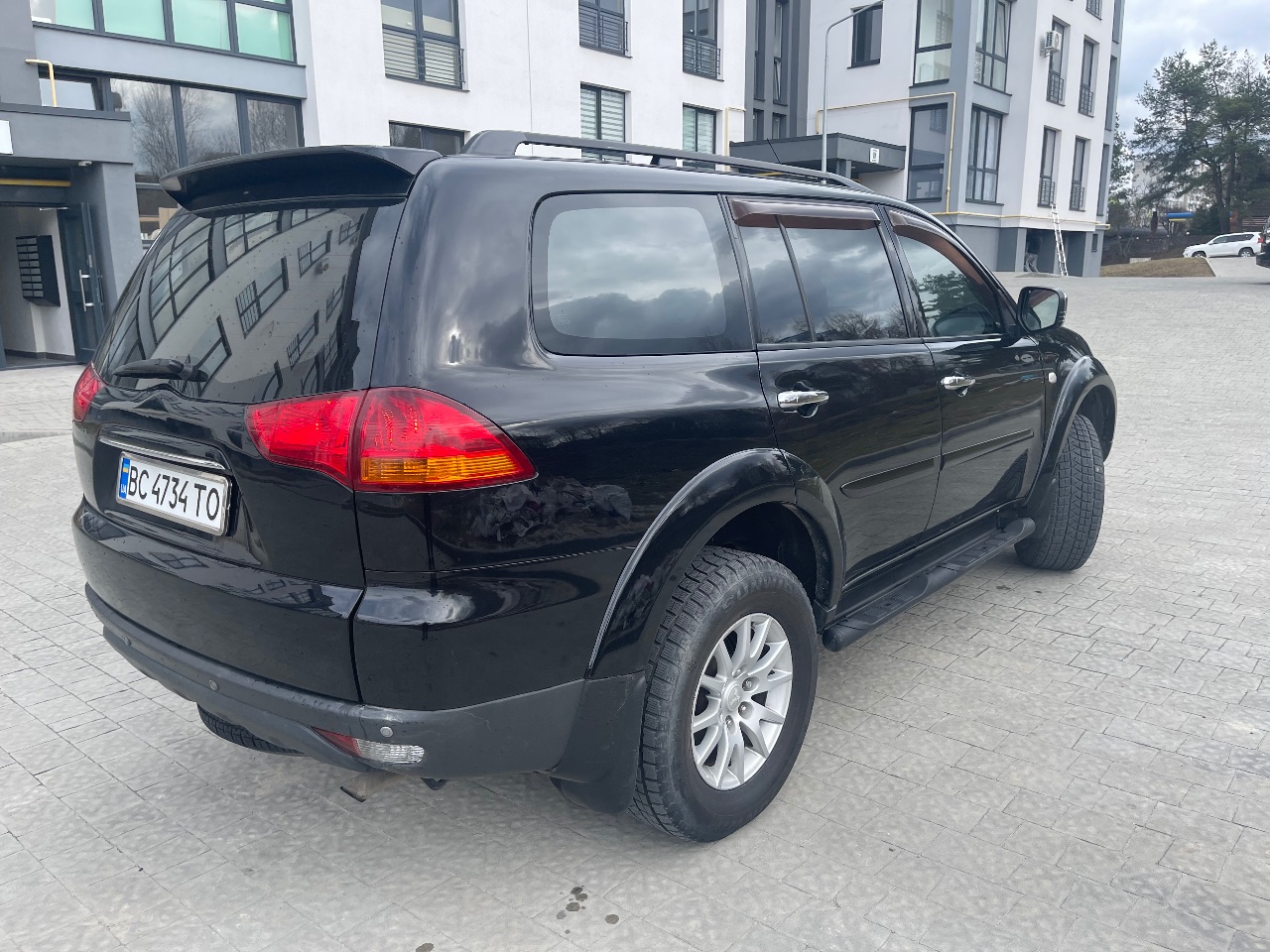 Mitsubishi Pajero Sport - фото 9