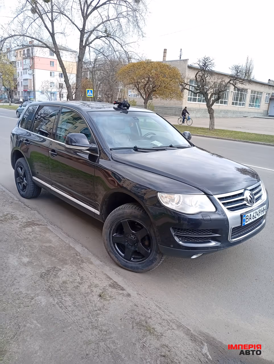 Volkswagen Touareg - фото 2
