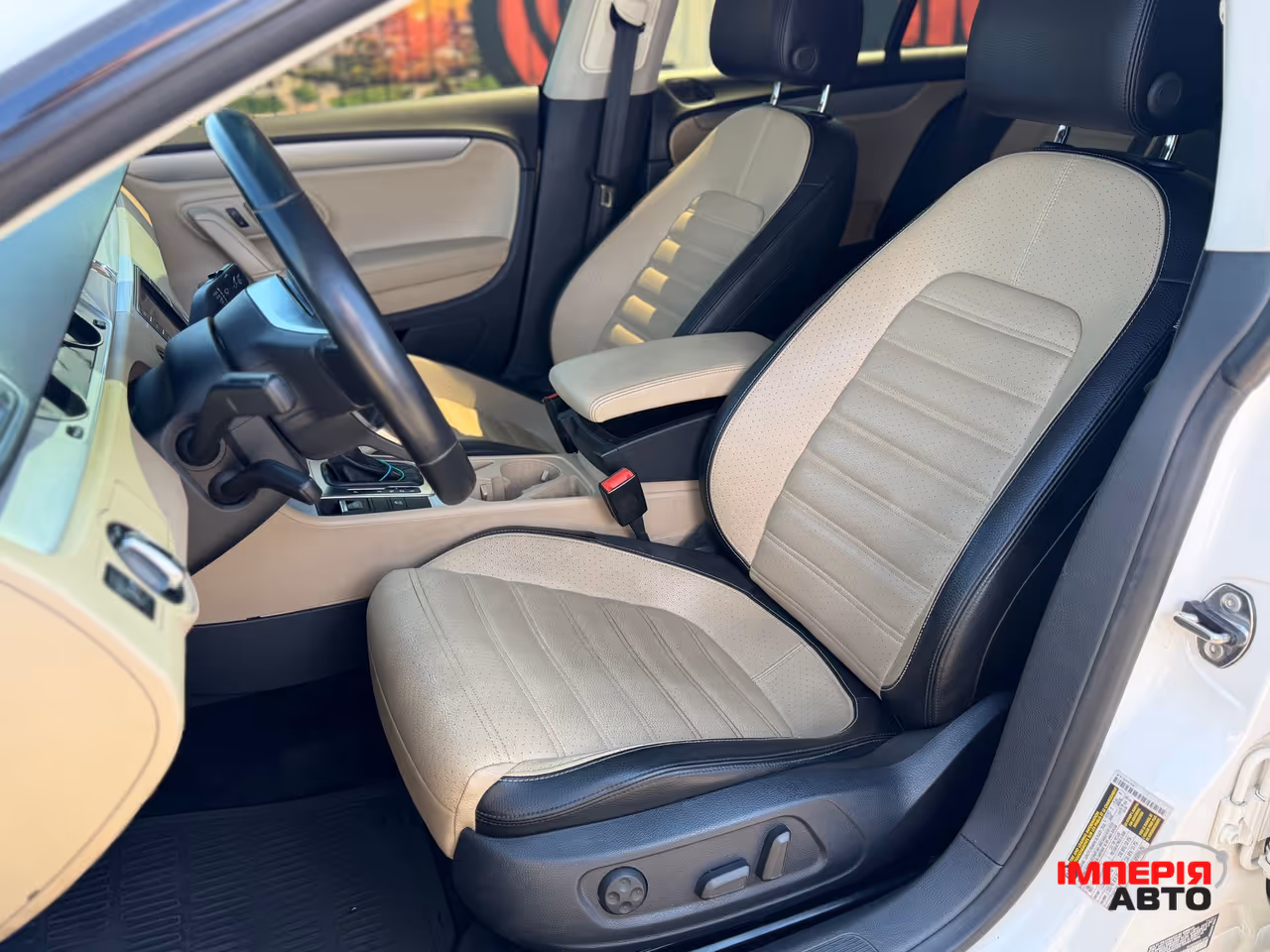 Volkswagen Passat CC - фото 4