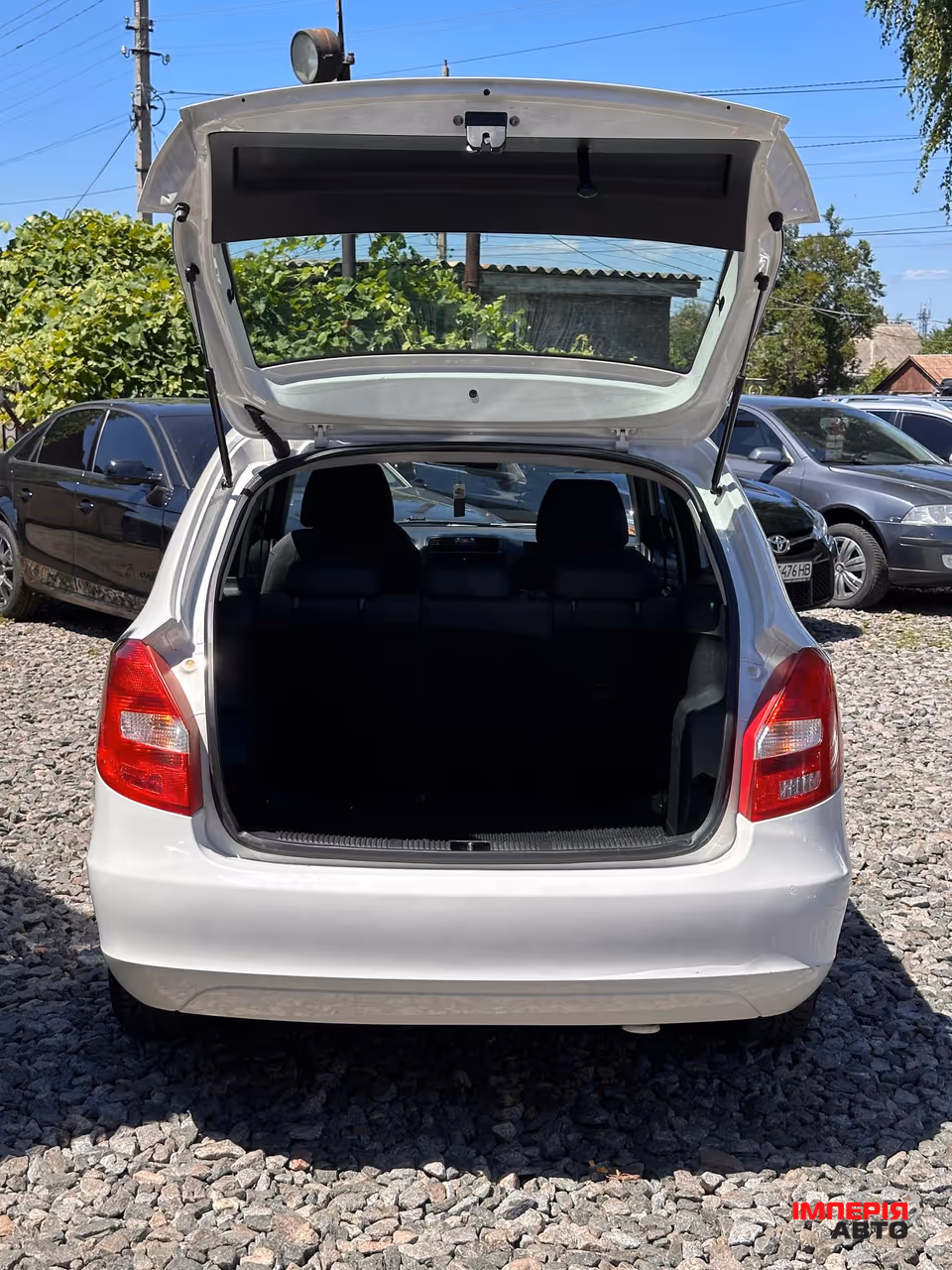 Skoda Fabia - фото 10