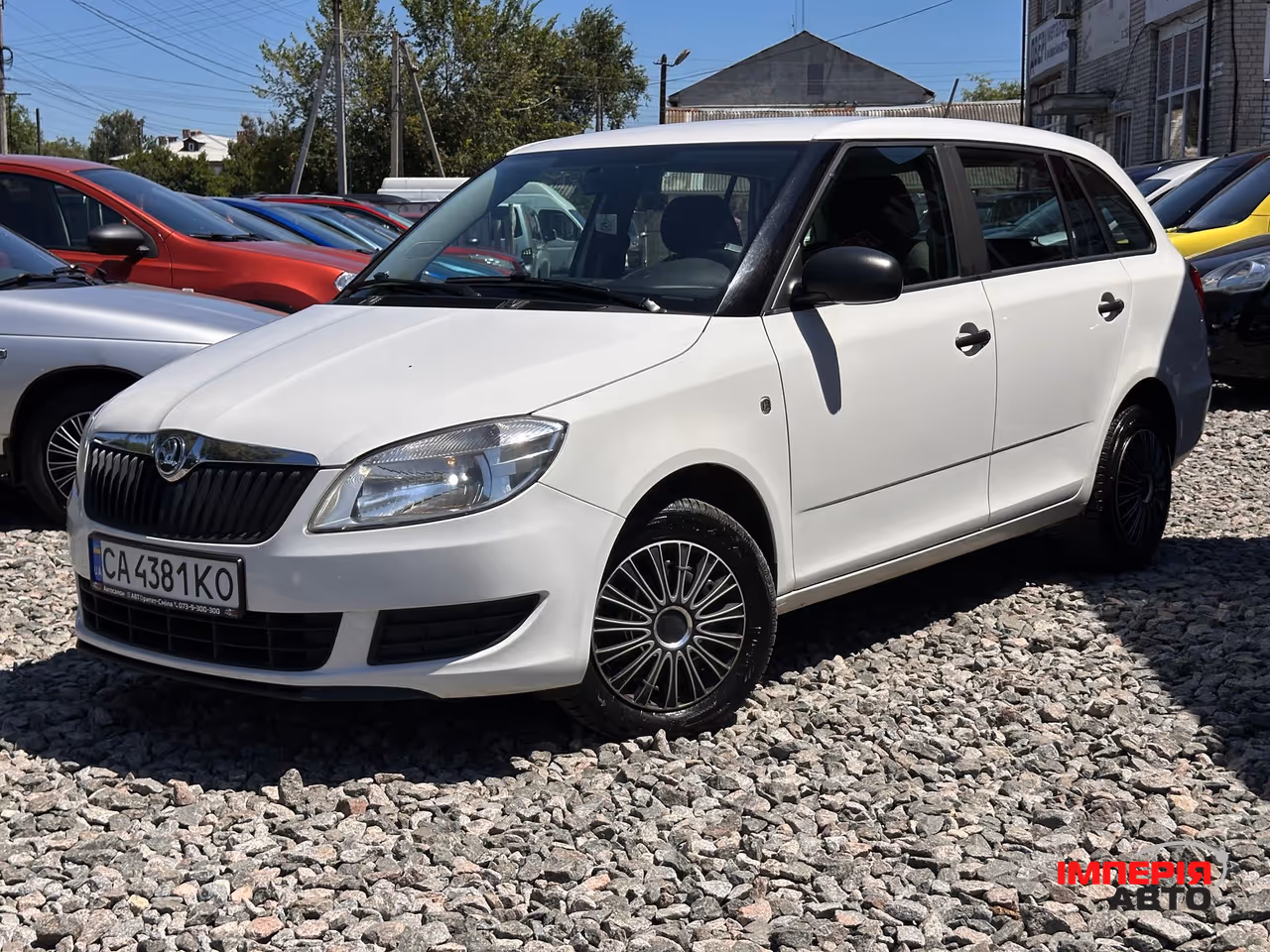Skoda Fabia - фото 2