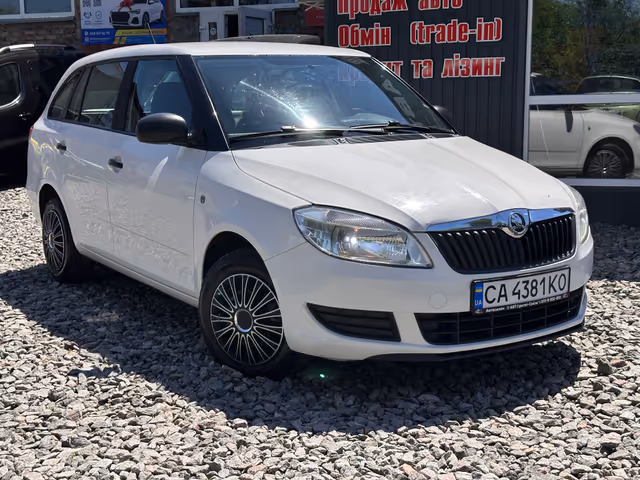 Skoda Fabia - фото 1