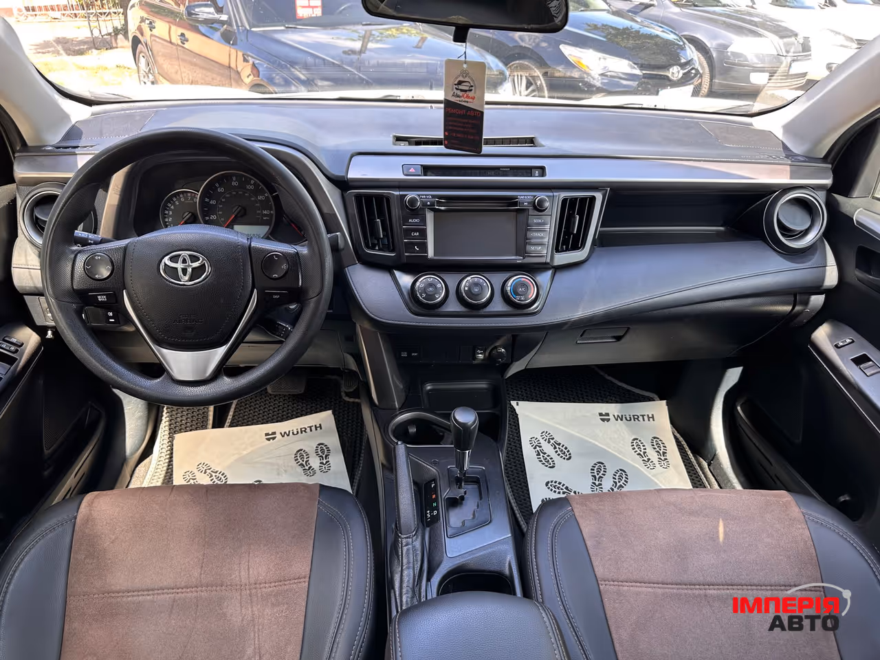 Toyota RAV4 - фото 3