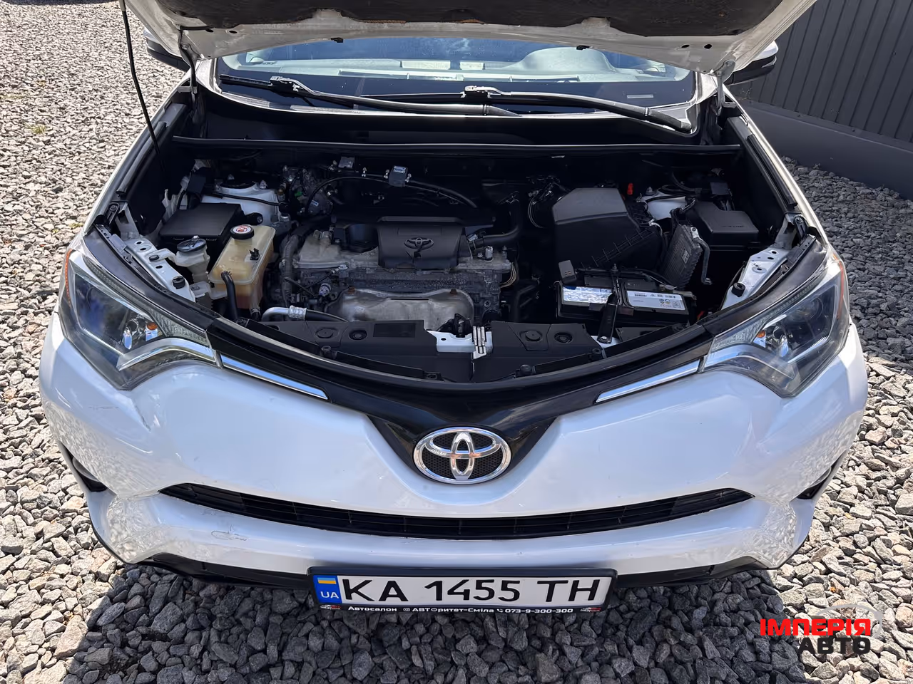 Toyota RAV4 - фото 7