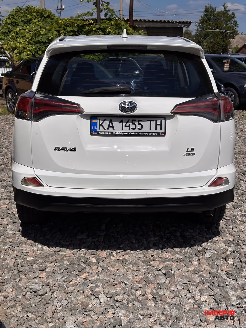 Toyota RAV4 - фото 8