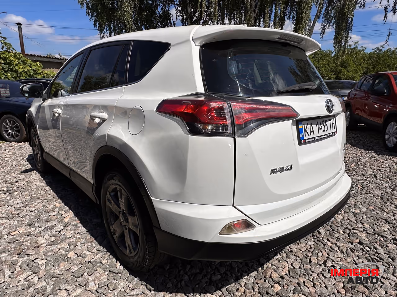 Toyota RAV4 - фото 10
