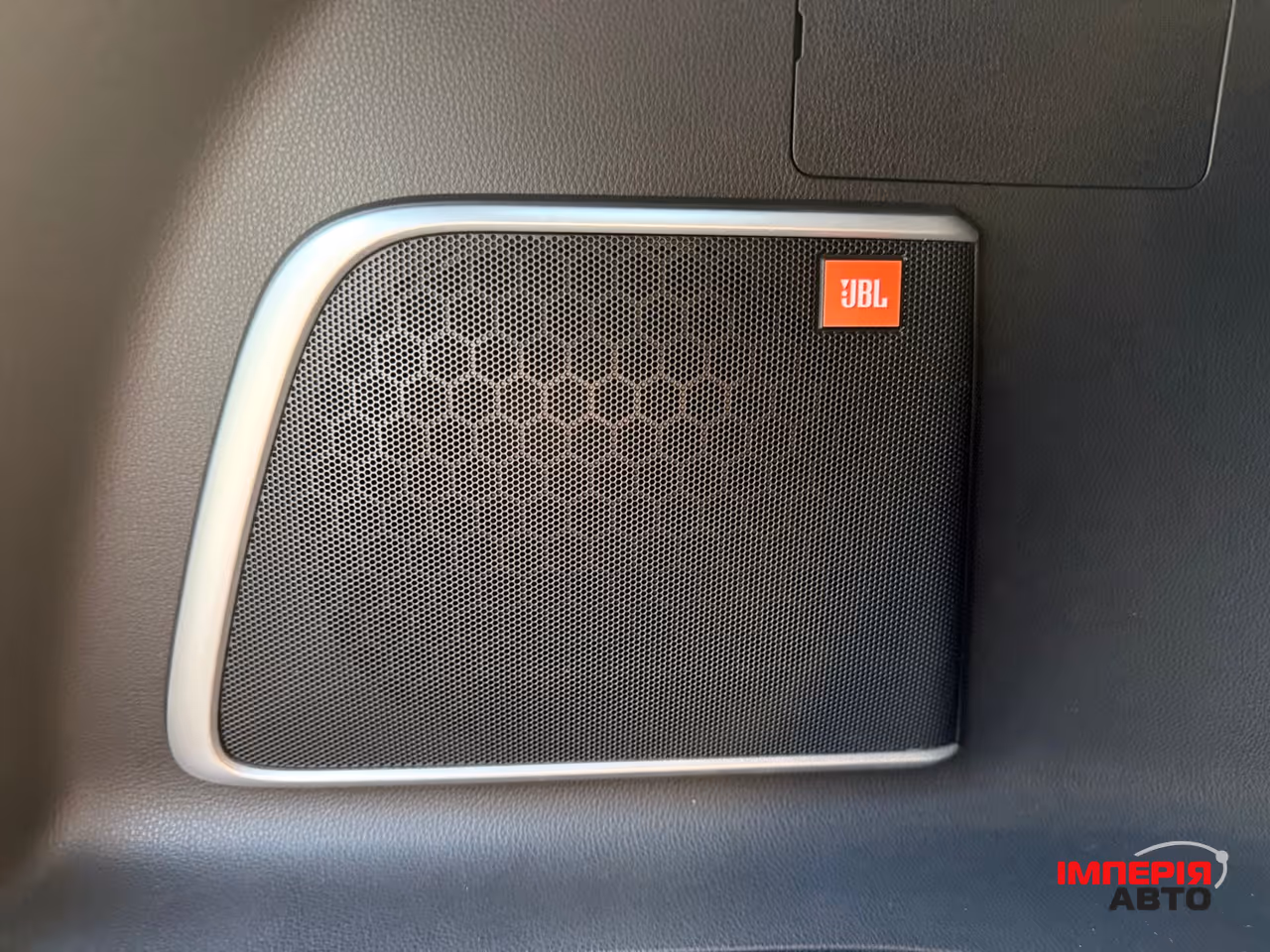 Toyota Venza - фото 9