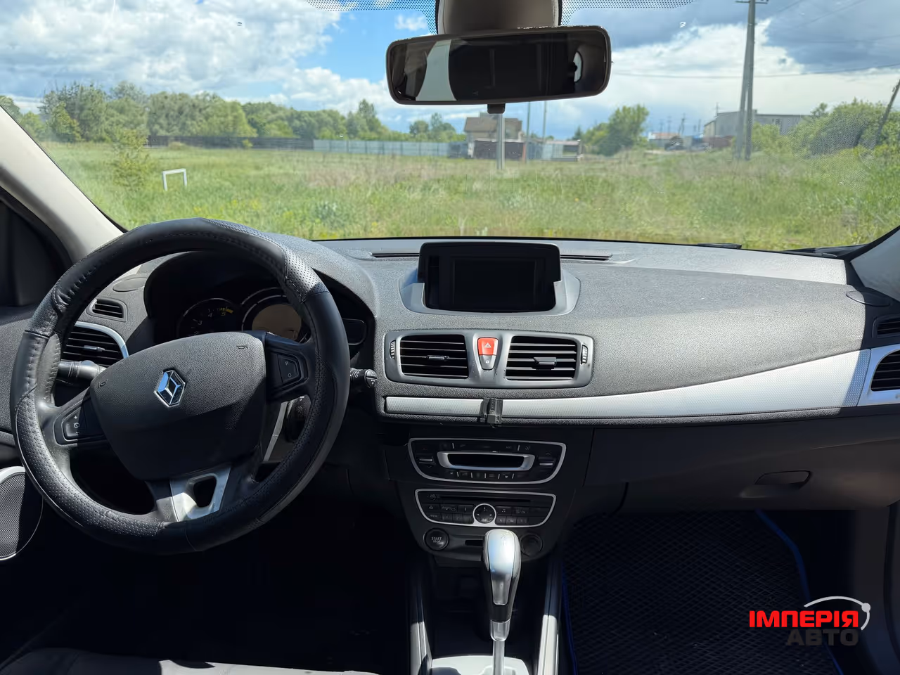 Renault Megane - фото 14