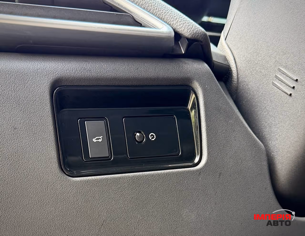 Jaguar F-Pace - фото 21