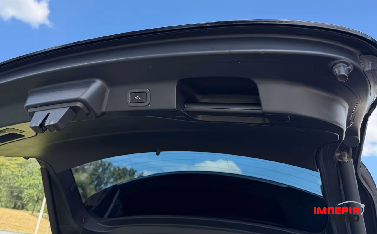 Jaguar F-Pace - фото 24