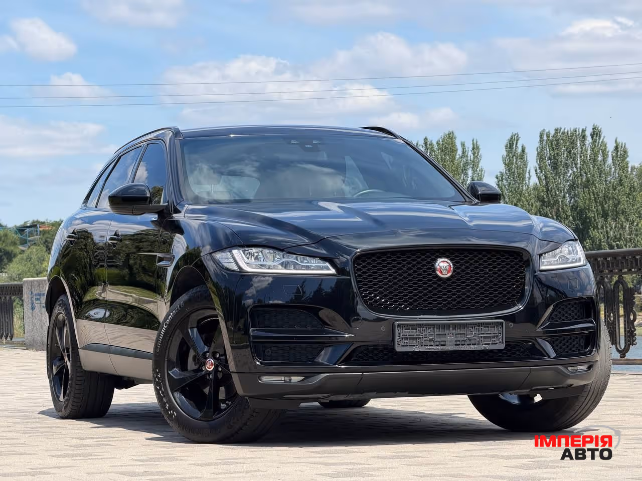 Jaguar F-Pace - фото 1