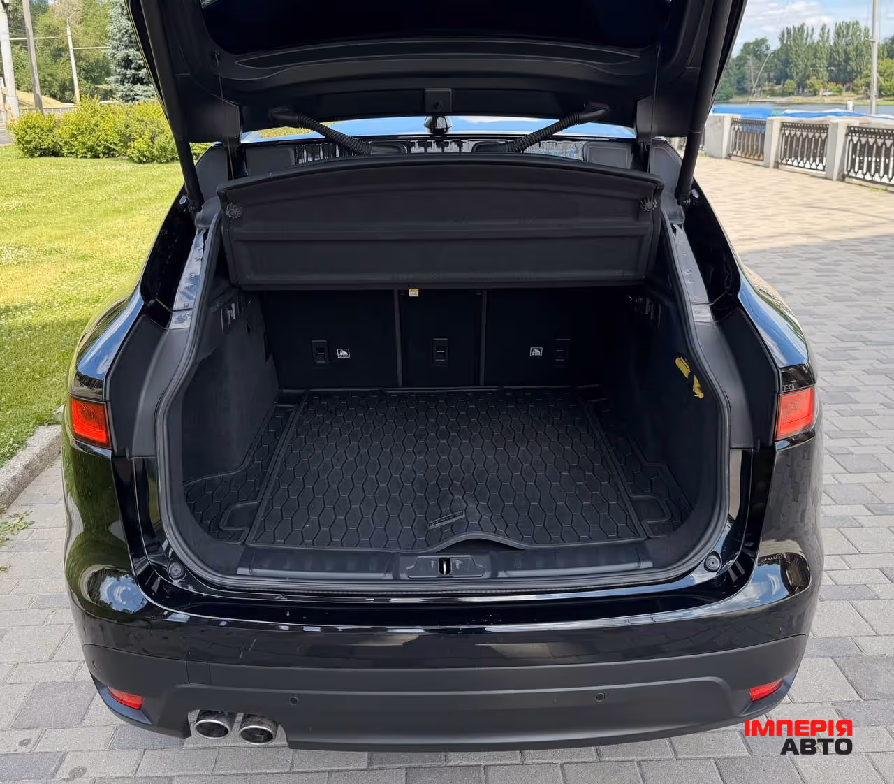 Jaguar F-Pace - фото 29
