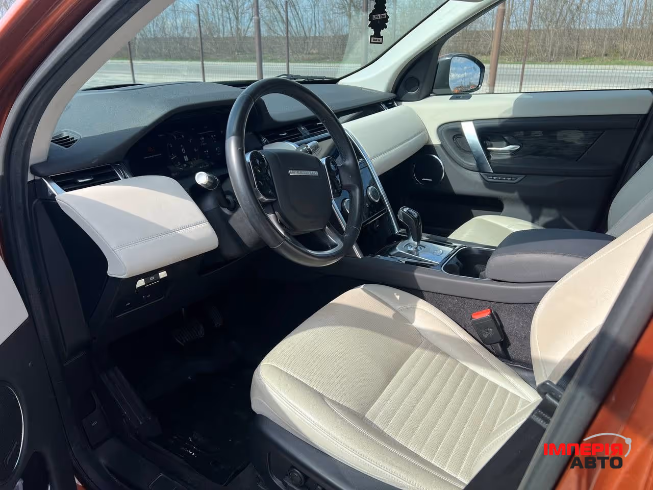 Land Rover Discovery Sport - фото 11