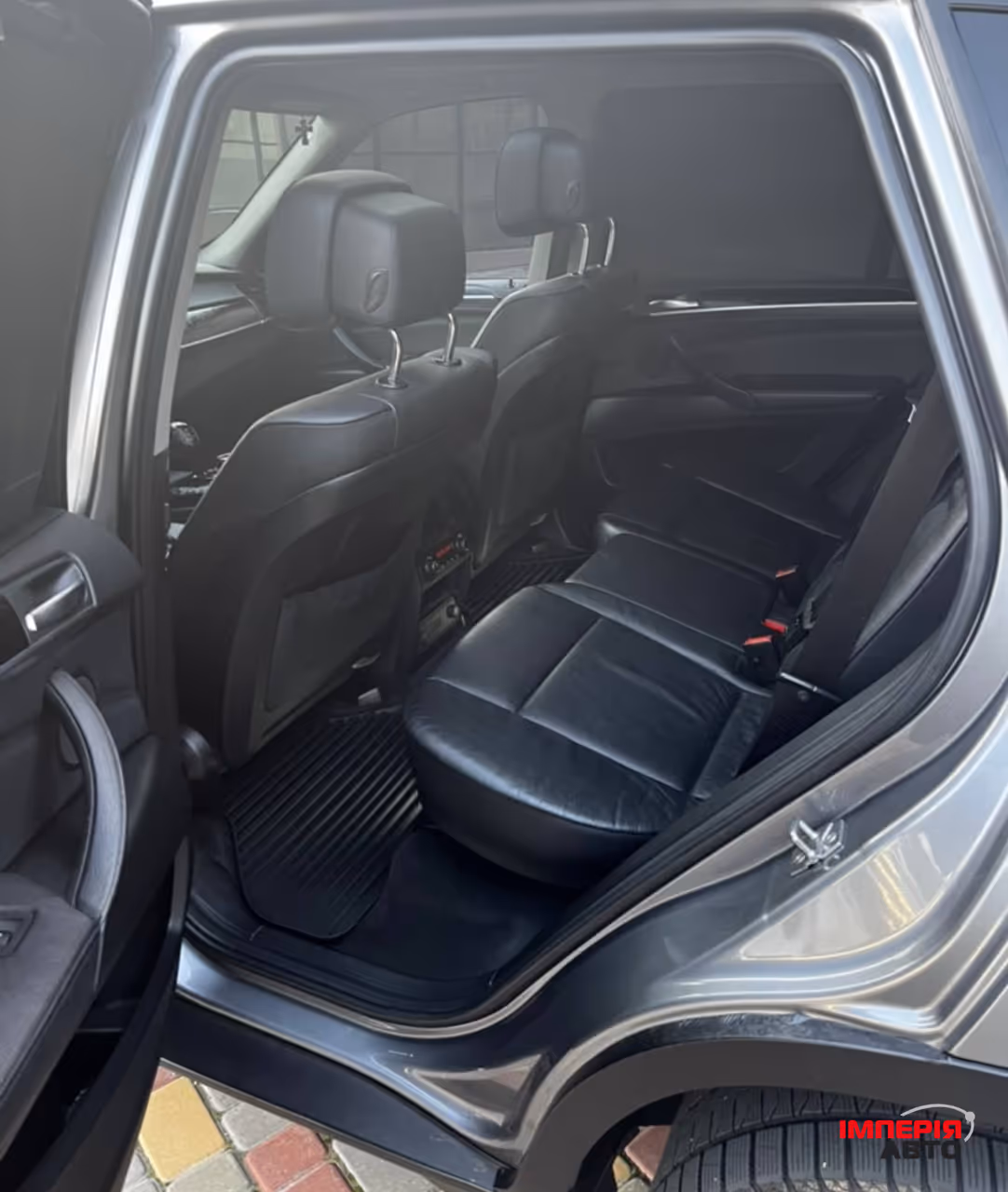 BMW X5 - фото 12
