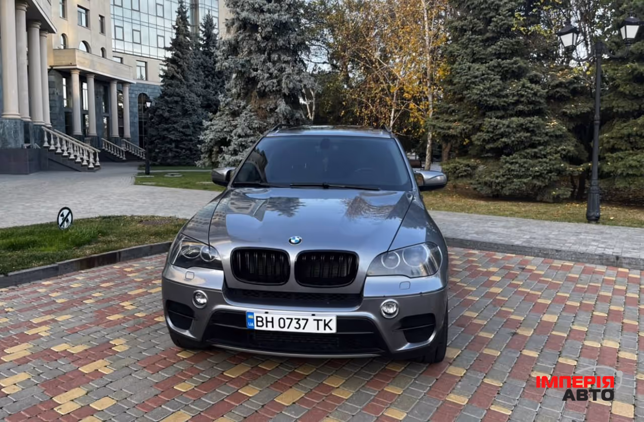 BMW X5 - фото 3