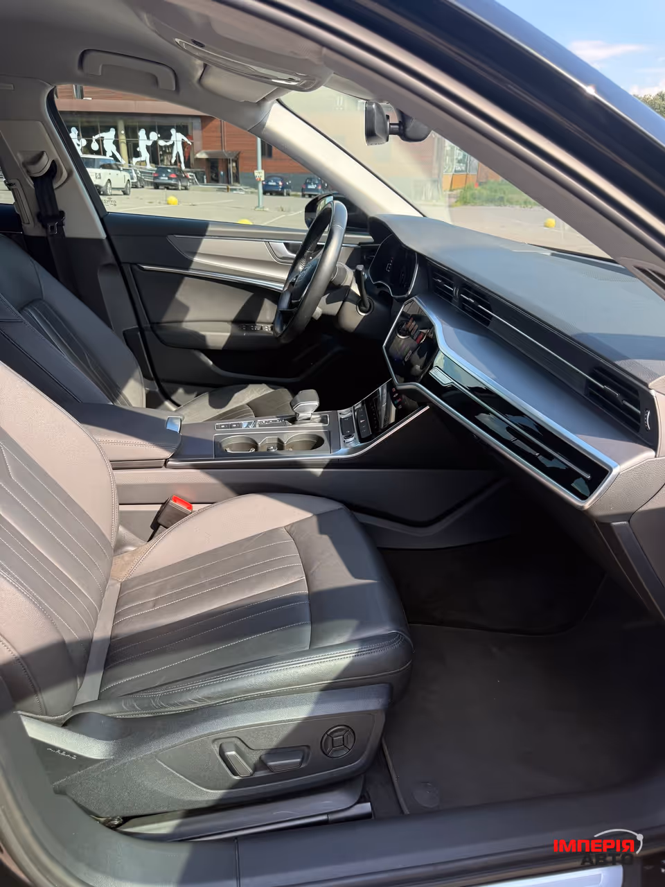 Audi A6 - фото 24