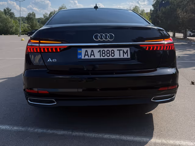 Audi A6 - фото 2