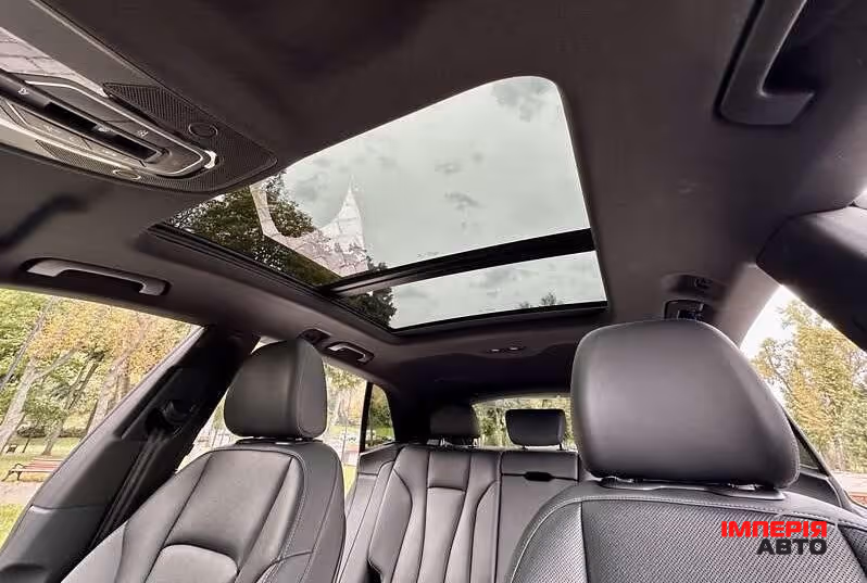 Audi Q8 - фото 18