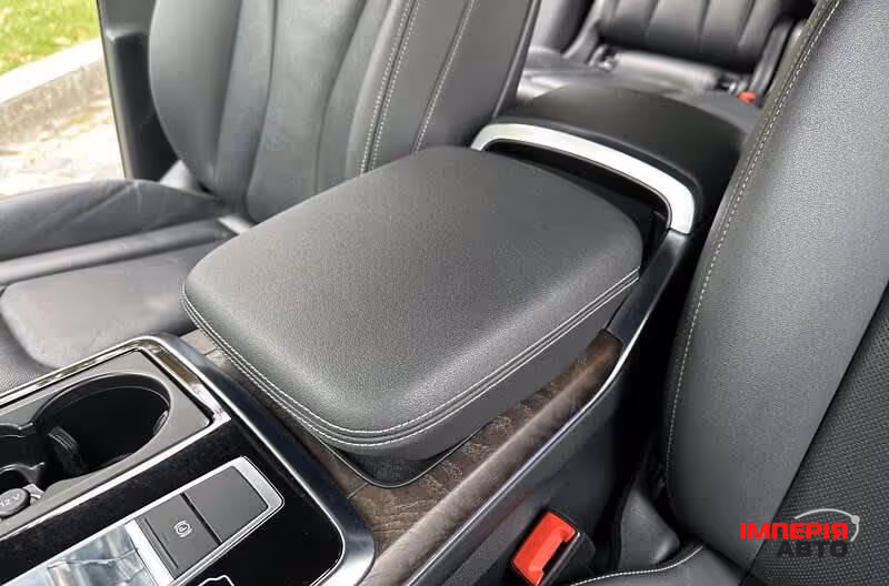 Audi Q8 - фото 12