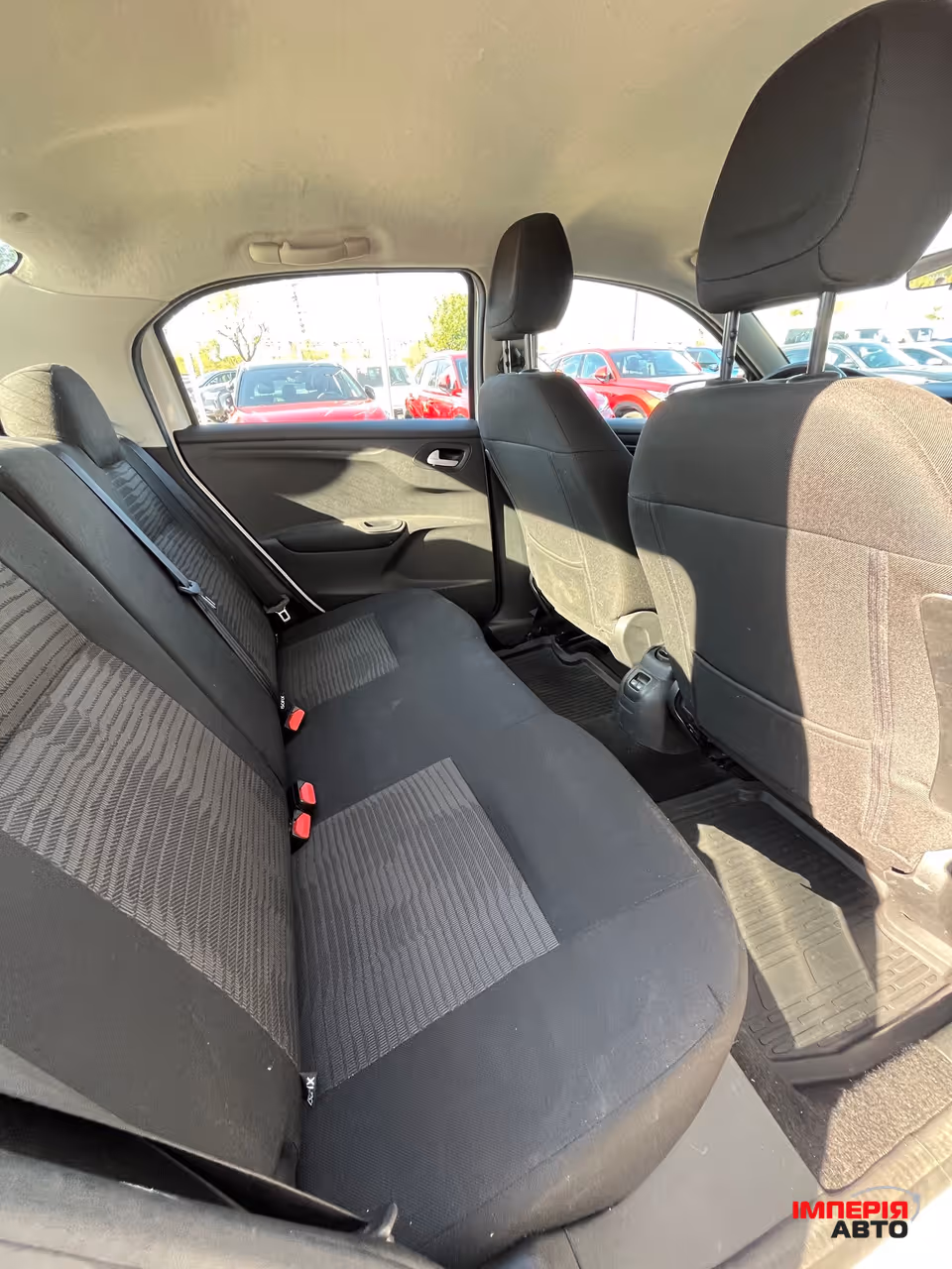 Peugeot 301 - фото 11