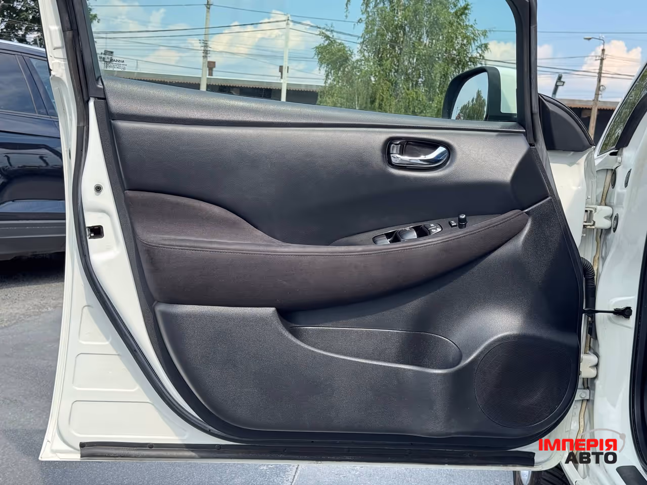 Nissan Leaf - фото 24