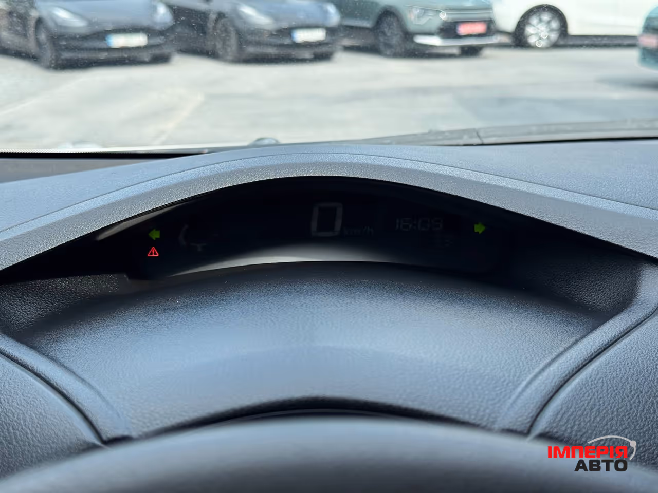 Nissan Leaf - фото 36