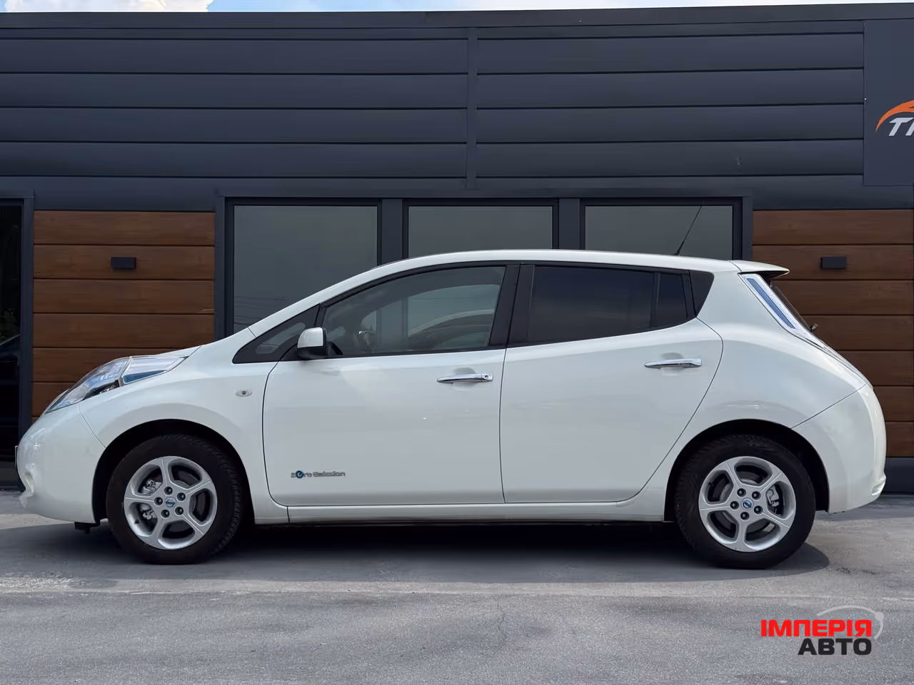 Nissan Leaf - фото 13