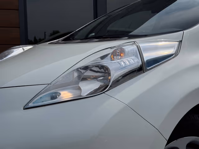Nissan Leaf - фото 4