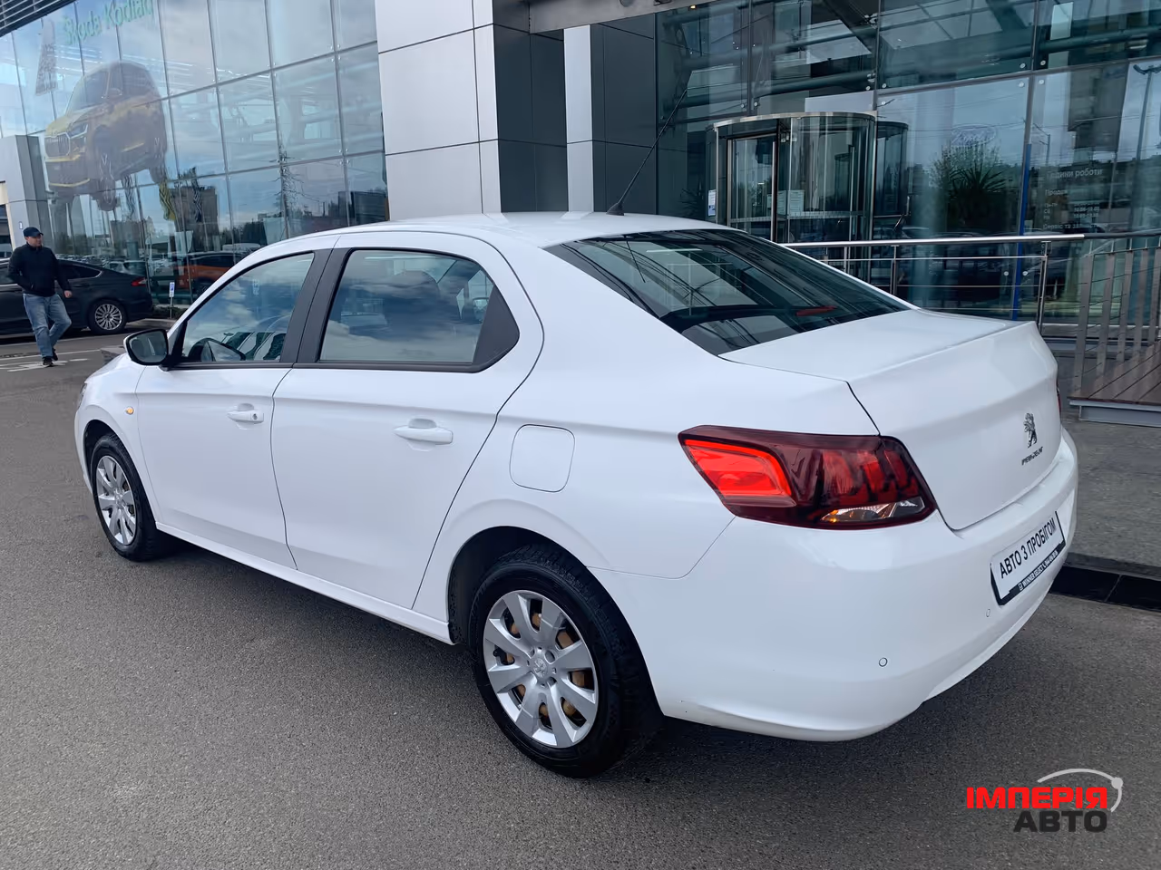 Peugeot 301 - фото 8