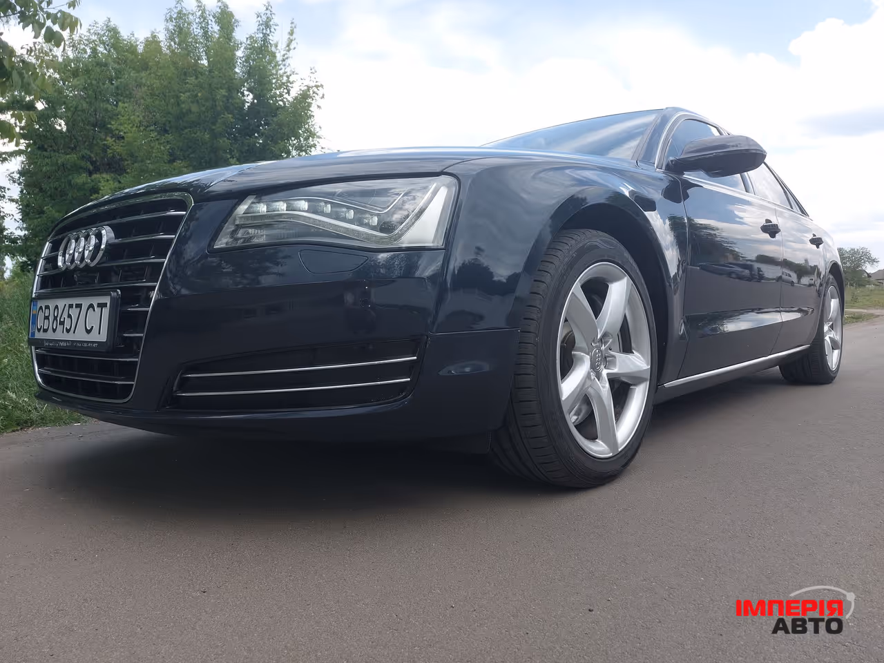 Audi A8 - фото 3